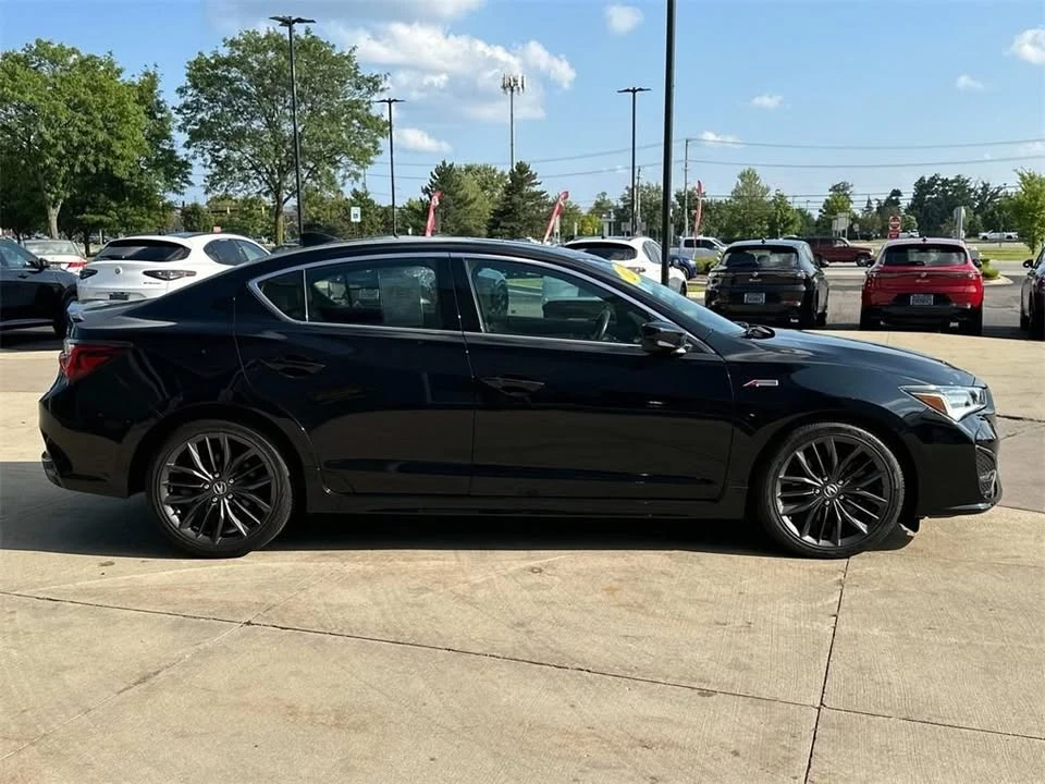2022 Acura ILX - Image 6 of 19