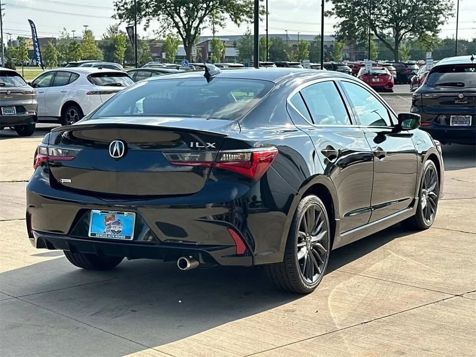 2022 Acura ILX - Image 5 of 19