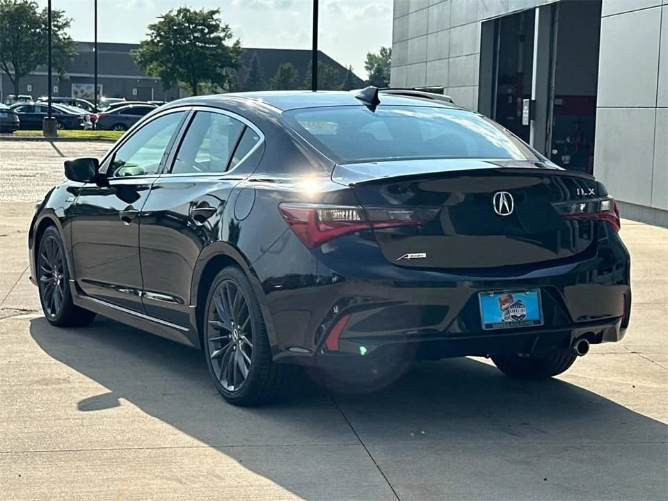 2022 Acura ILX - Image 4 of 19
