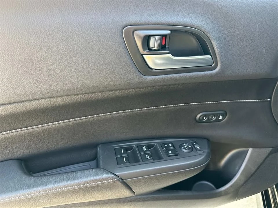 2022 Acura ILX - Image 13 of 19