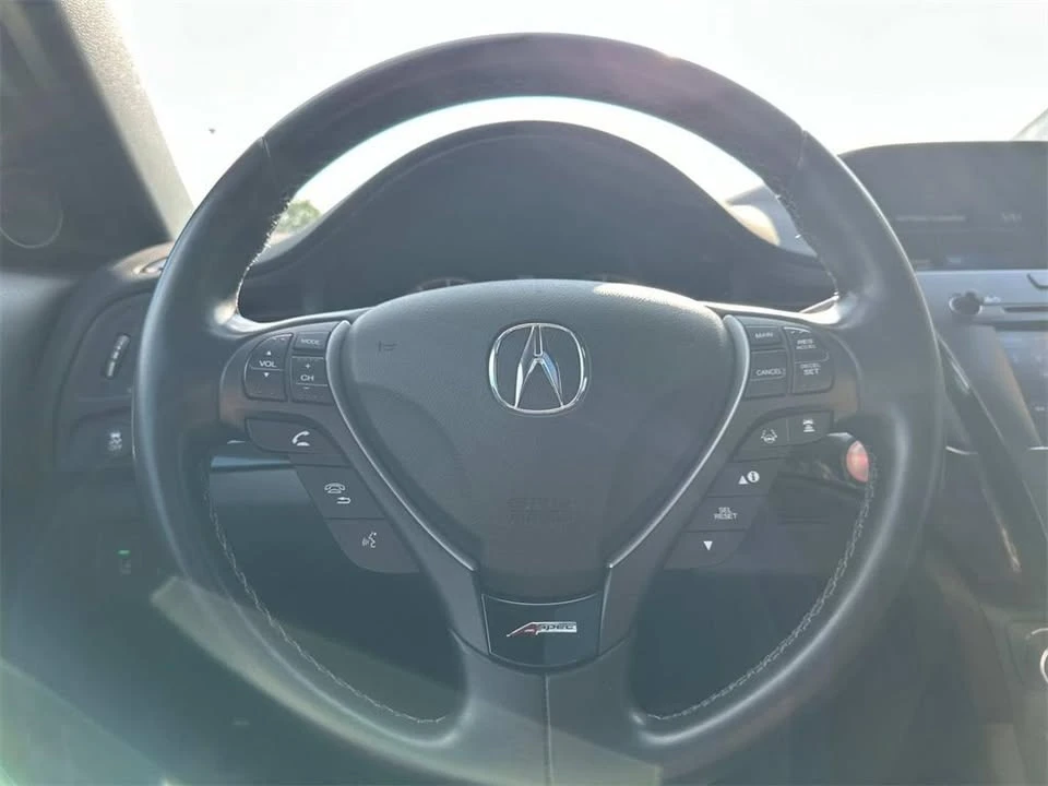 2022 Acura ILX - Image 17 of 19