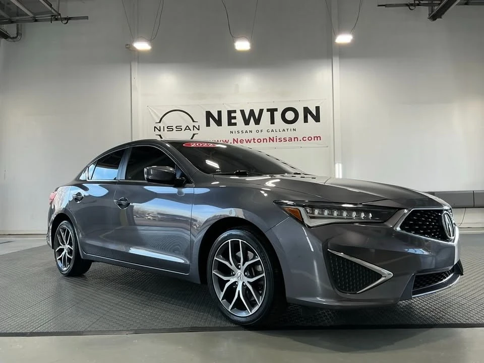 2022 Acura ILX - Image 2 of 15