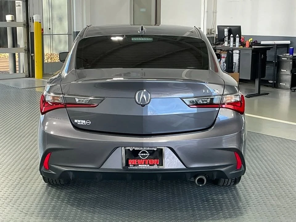 2022 Acura ILX - Image 5 of 15