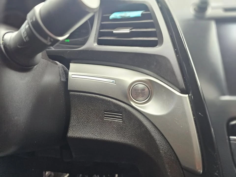 2022 Acura ILX - Image 12 of 17