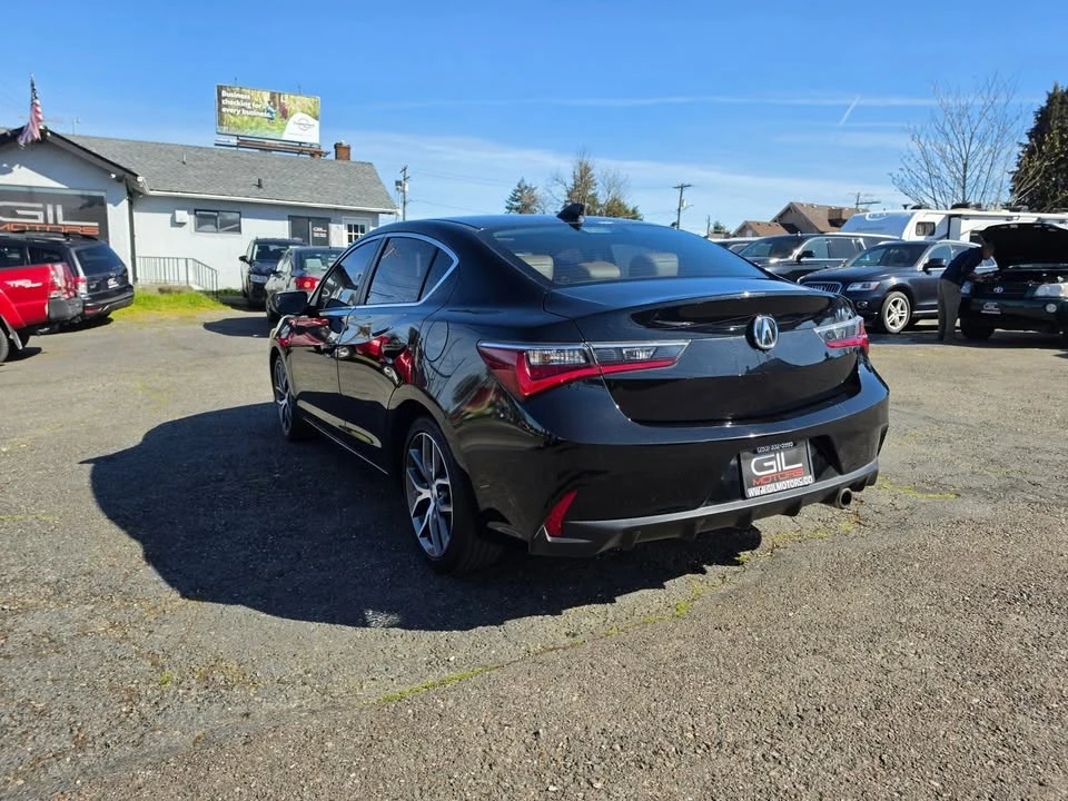 2022 Acura ILX - Image 5 of 17