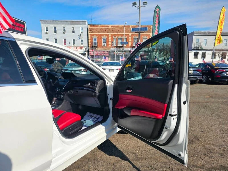 2022 Acura ILX - Image 10 of 19