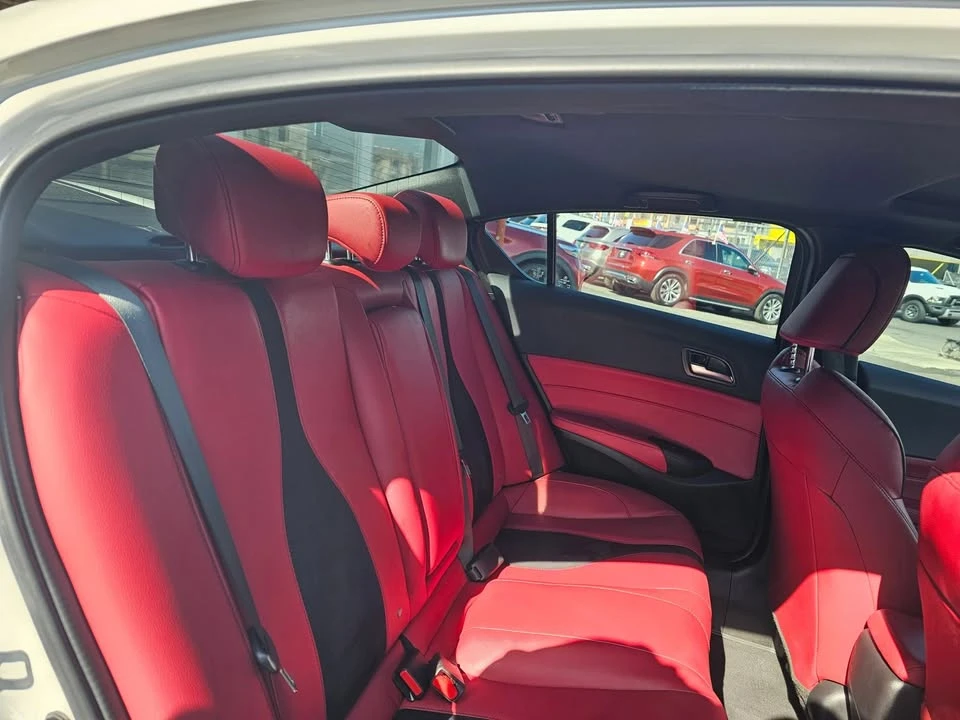 2022 Acura ILX - Image 5 of 14