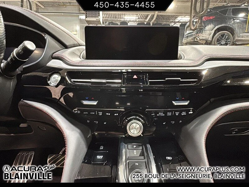 2022 Acura MDX 4th Gen - Image 15 of 18