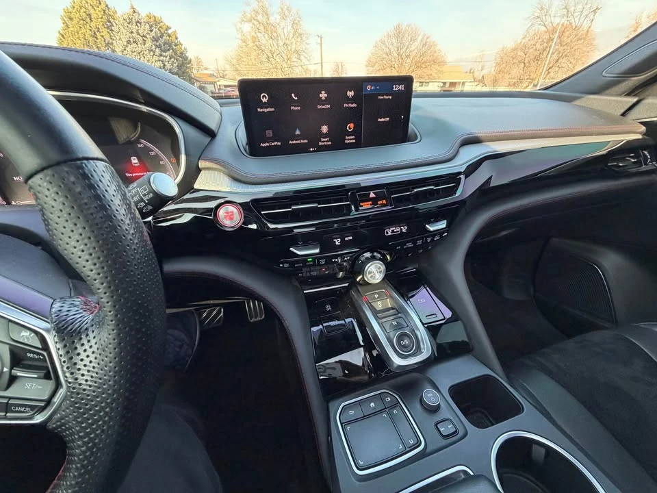2022 Acura MDX 4th Gen - Image 13 of 18