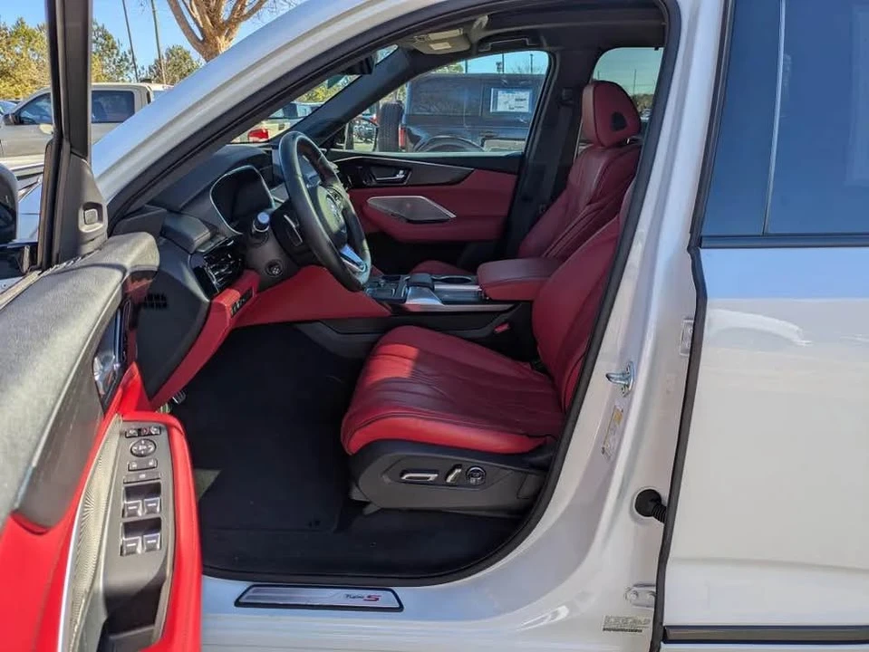 2022 Acura MDX 4th Gen - Image 8 of 18