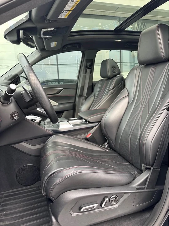 2022 Acura MDX 4th Gen - Image 13 of 19