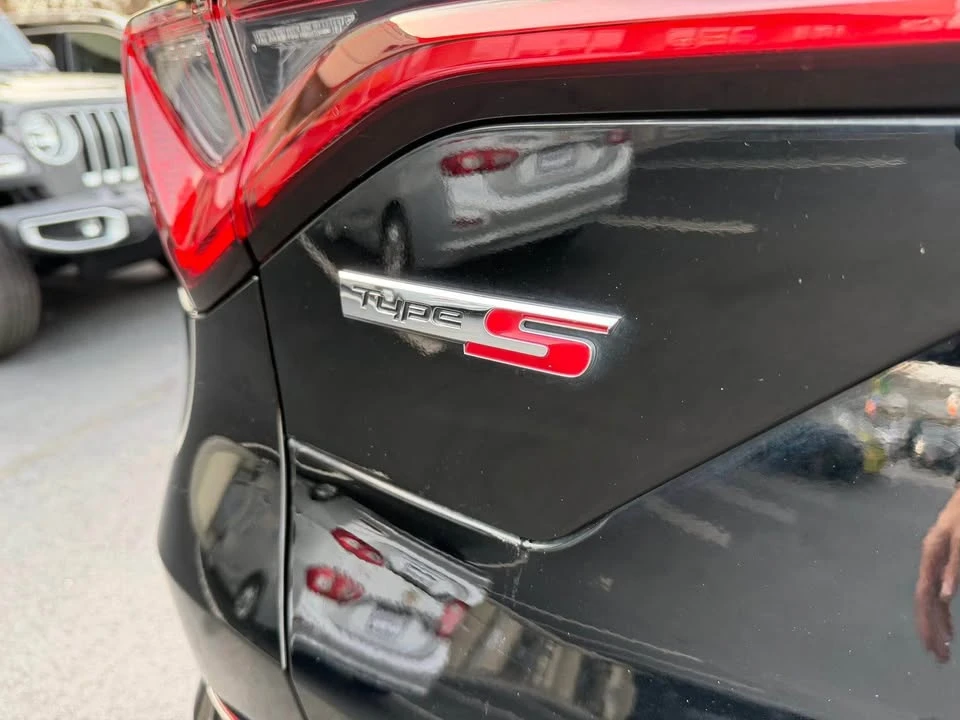 2022 Acura MDX 4th Gen - Image 8 of 20