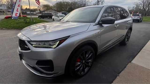 2022 Acura MDX 4th Gen - Image 3 of 20