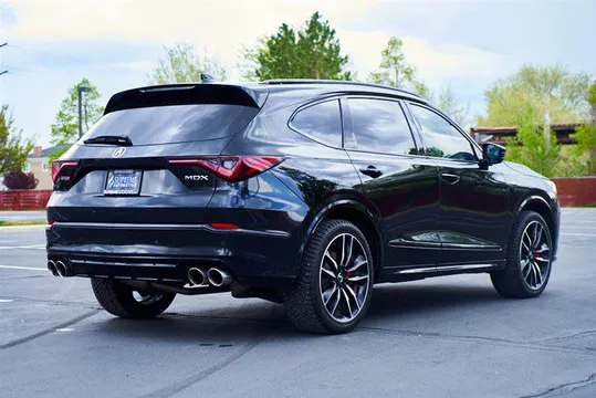 2022 Acura MDX 4th Gen - Image 3 of 19