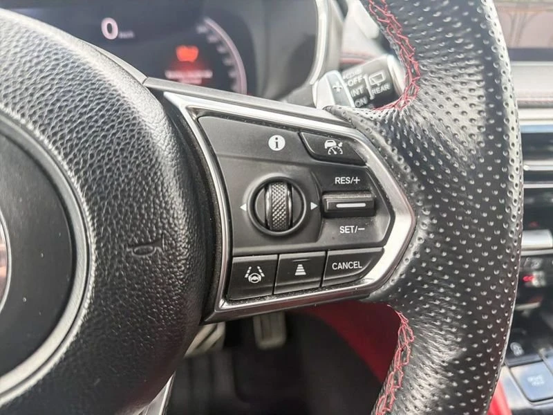 2022 Acura MDX 4th Gen - Image 11 of 20