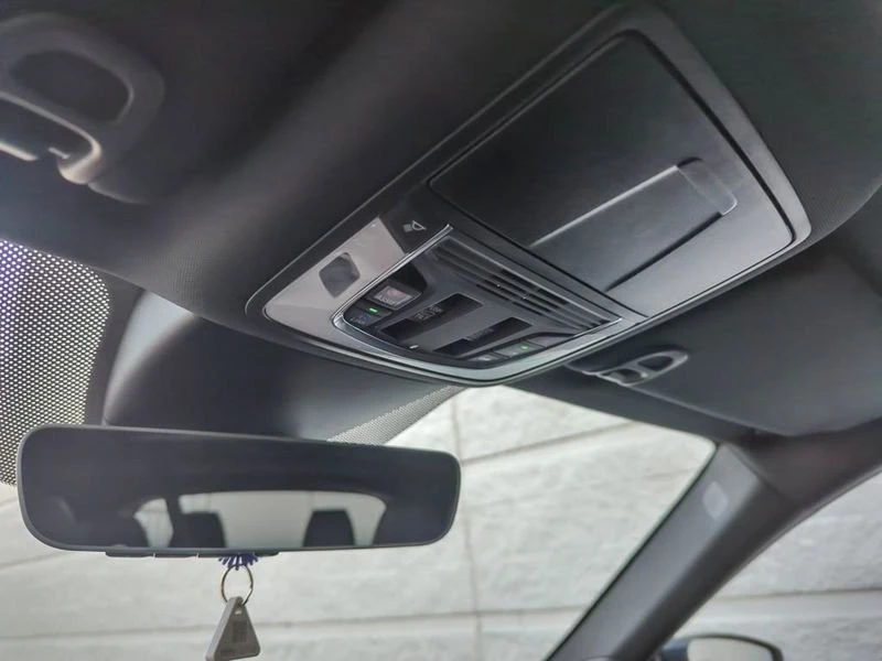 2022 Acura MDX 4th Gen - Image 16 of 20