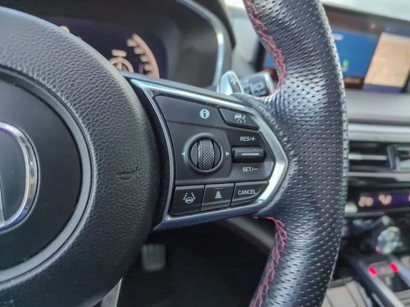 2022 Acura MDX 4th Gen - Image 11 of 20