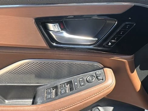 2022 Acura MDX 4th Gen - Image 12 of 19