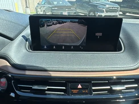 2022 Acura MDX 4th Gen - Image 18 of 19