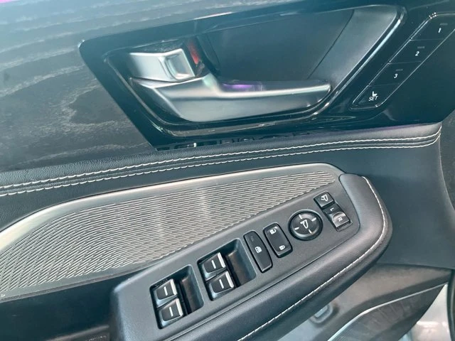 2022 Acura MDX 4th Gen - Image 11 of 20