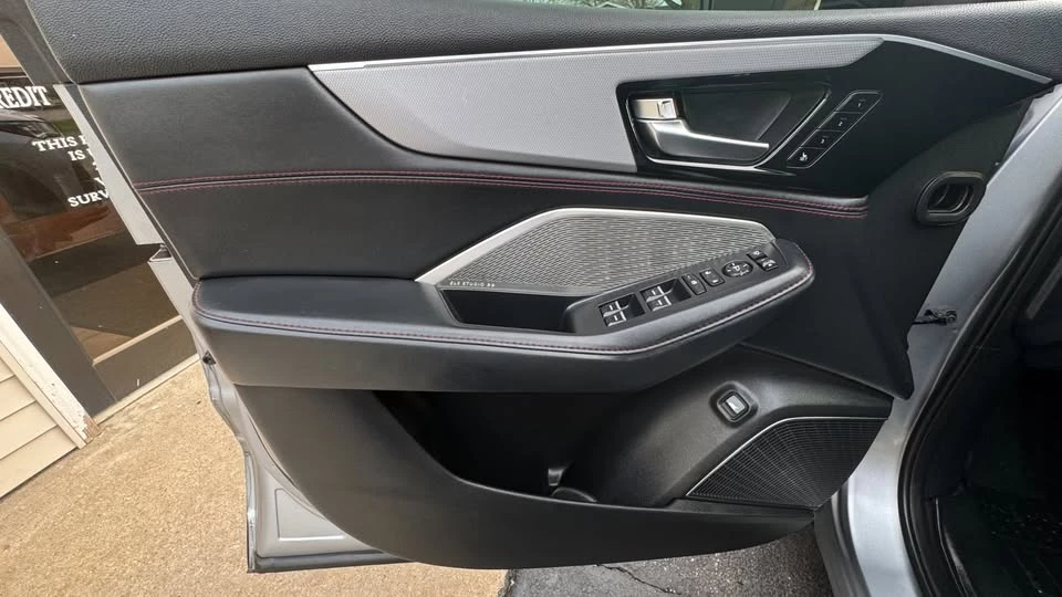 2022 Acura MDX 4th Gen - Image 15 of 20