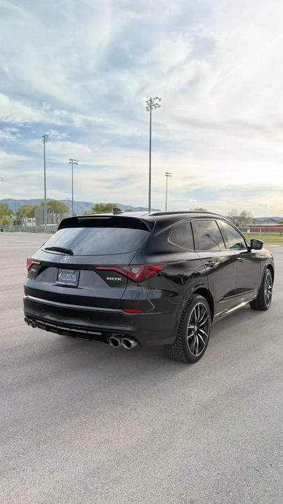 2022 Acura MDX 4th Gen - Image 3 of 14