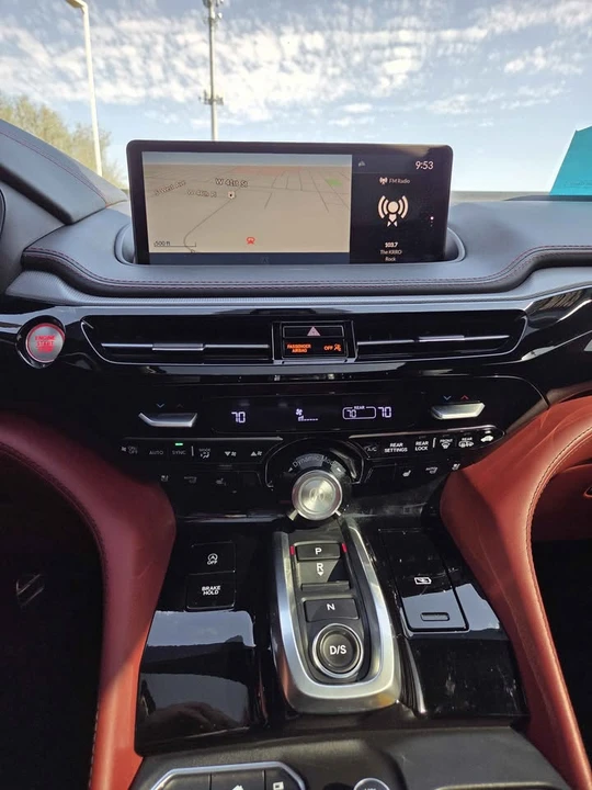 2022 Acura MDX 4th Gen - Image 11 of 19