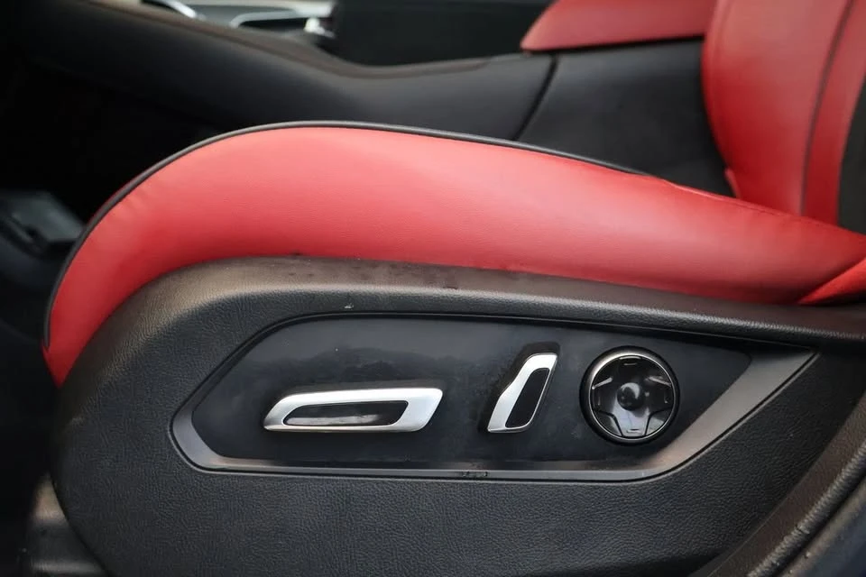 2022 Acura RDX 3rd Gen - Image 9 of 20