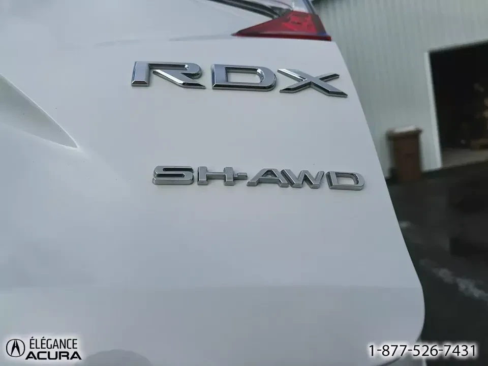 2022 Acura RDX 3rd Gen - Image 17 of 19