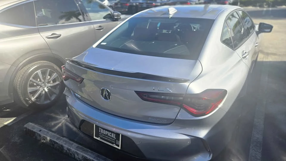 2022 Acura TLX 2nd Gen - Image 5 of 13