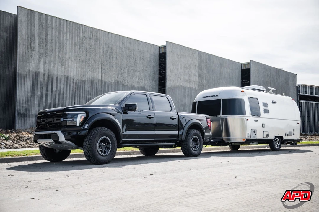 2022 Airstream - Image 11 of 12