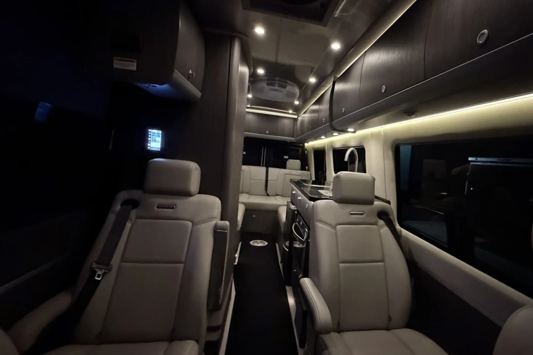 2022 Mercedes-Benz VS30 Sprinter - Image 6 of 9