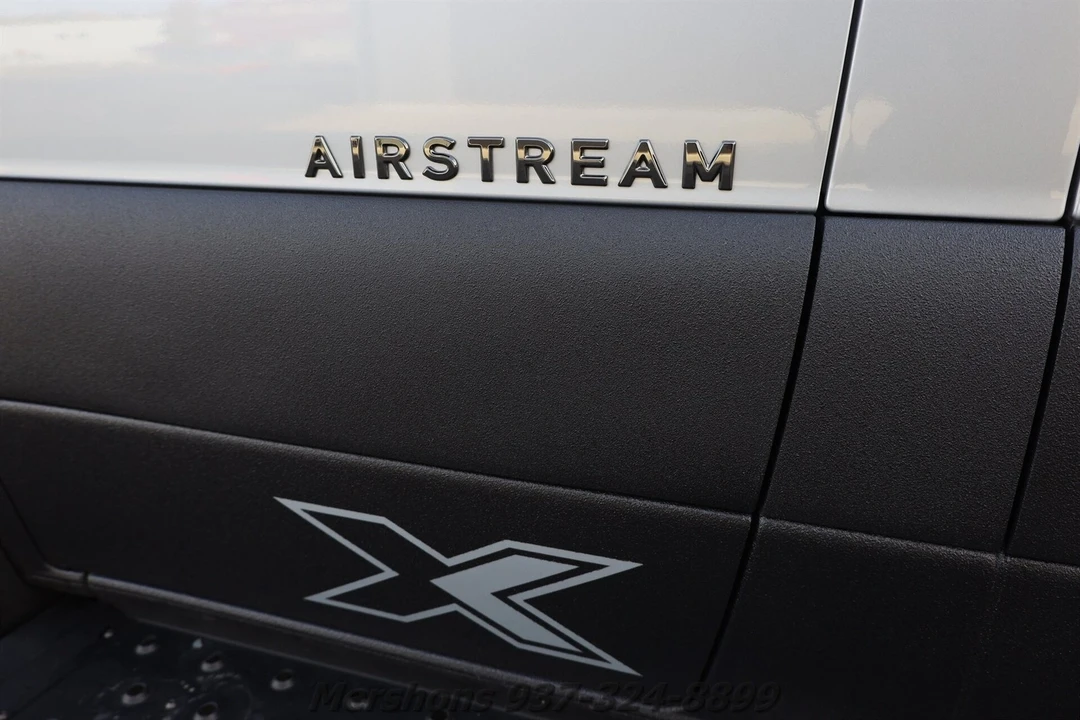 2022 Airstream - Image 16 of 21