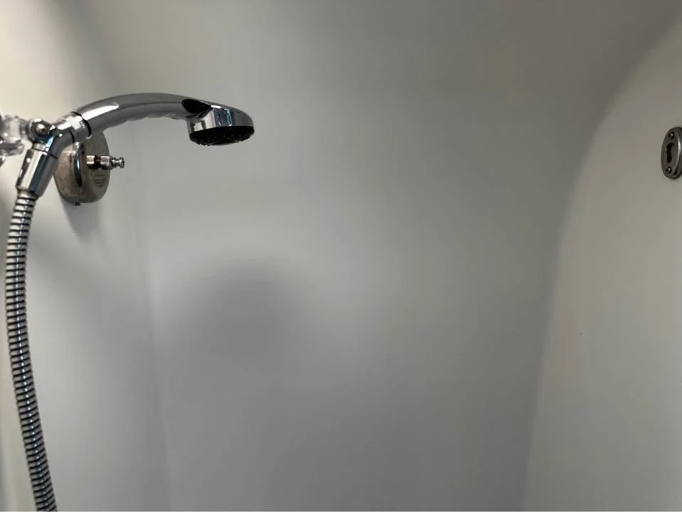 2022 Airstream - Image 16 of 19