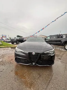 2022 Alfa Romeo Giulia