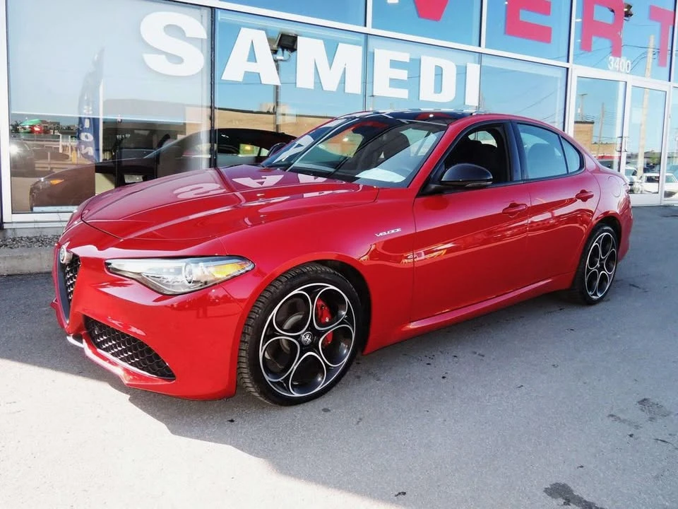 2022 Alfa Romeo Giulia - Image 4 of 10