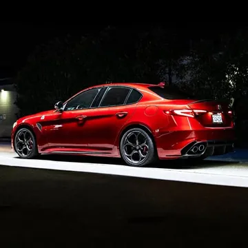 2022 Alfa Romeo Giulia Quadrifoglio