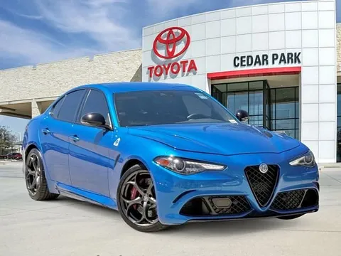 2022 Alfa Romeo Giulia Quadrifoglio