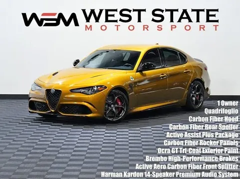 2022 Alfa Romeo Giulia Quadrifoglio