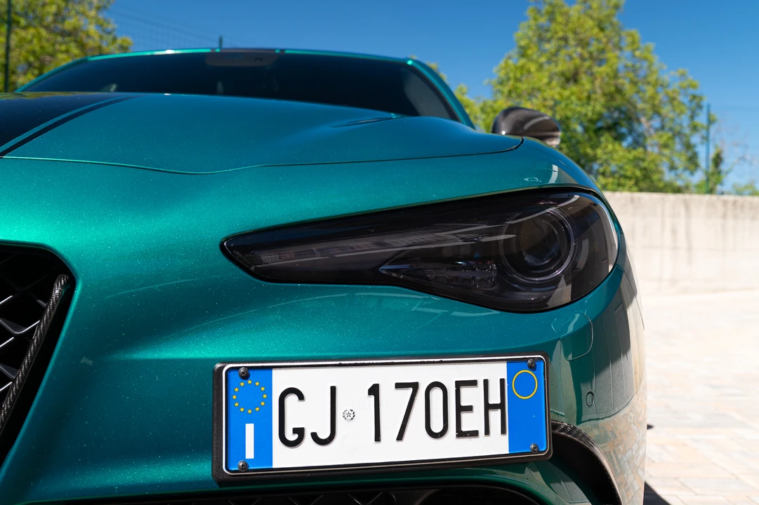 2022 Alfa Romeo Giulia Quadrifoglio - Image 28 of 31