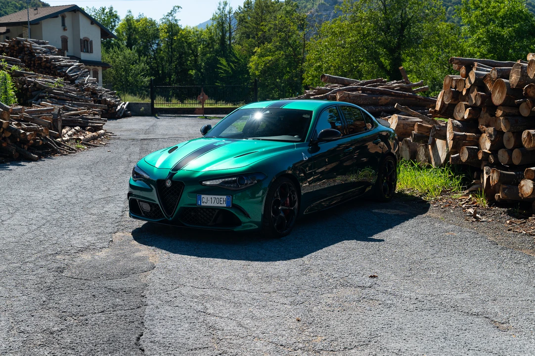 2022 Alfa Romeo Giulia Quadrifoglio - Image 20 of 31