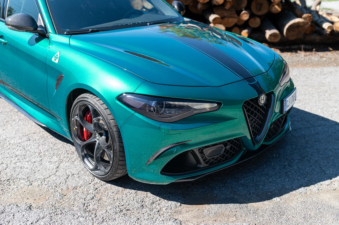2022 Alfa Romeo Giulia Quadrifoglio - Image 26 of 31