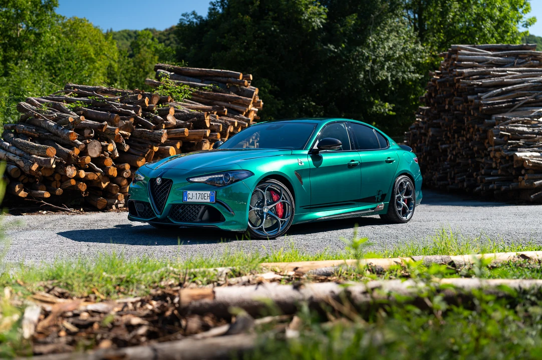 2022 Alfa Romeo Giulia Quadrifoglio - Image 22 of 31