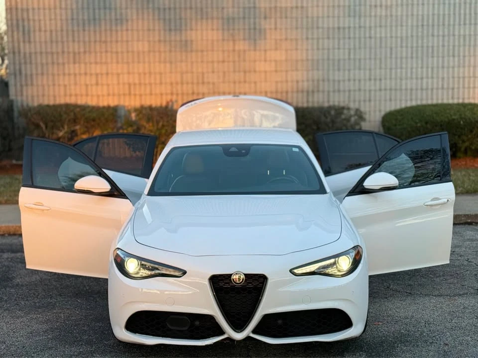 2022 Alfa Romeo Giulia - Image 20 of 20