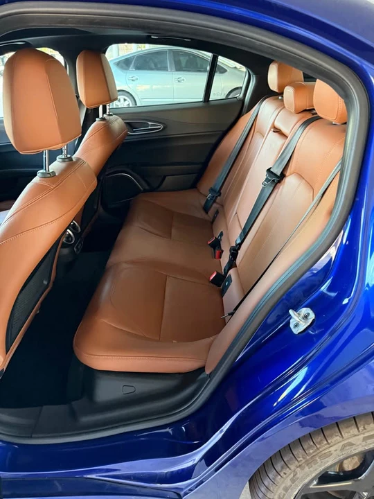2022 Alfa Romeo Giulia - Image 13 of 14