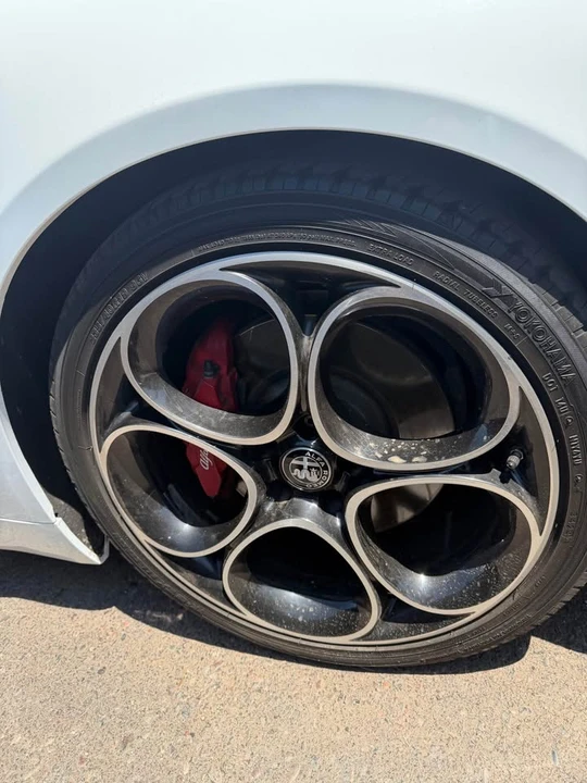 2022 Alfa Romeo Giulia - Image 3 of 4