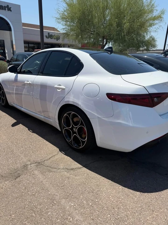 2022 Alfa Romeo Giulia - Image 2 of 4
