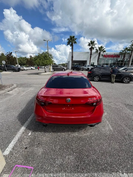 2022 Alfa Romeo Giulia - Image 5 of 9