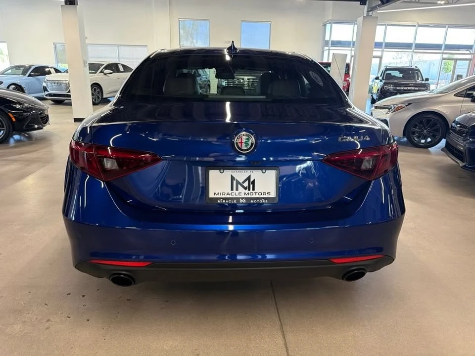 2022 Alfa Romeo Giulia - Image 6 of 16