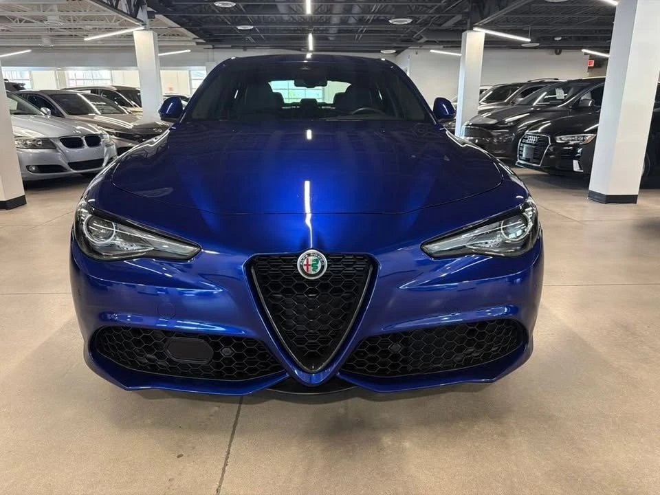 2022 Alfa Romeo Giulia - Image 2 of 16